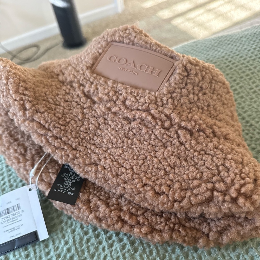 Brown Coach Sherpa bucket hat size small